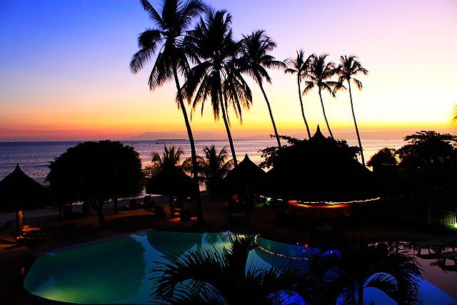 Linaw Beach Resort at Sunset
