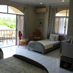 linaw-beach-resort-rooms