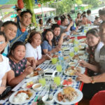 Floating Restaurant Loboc Riverwatch Bohol Happy Guests2